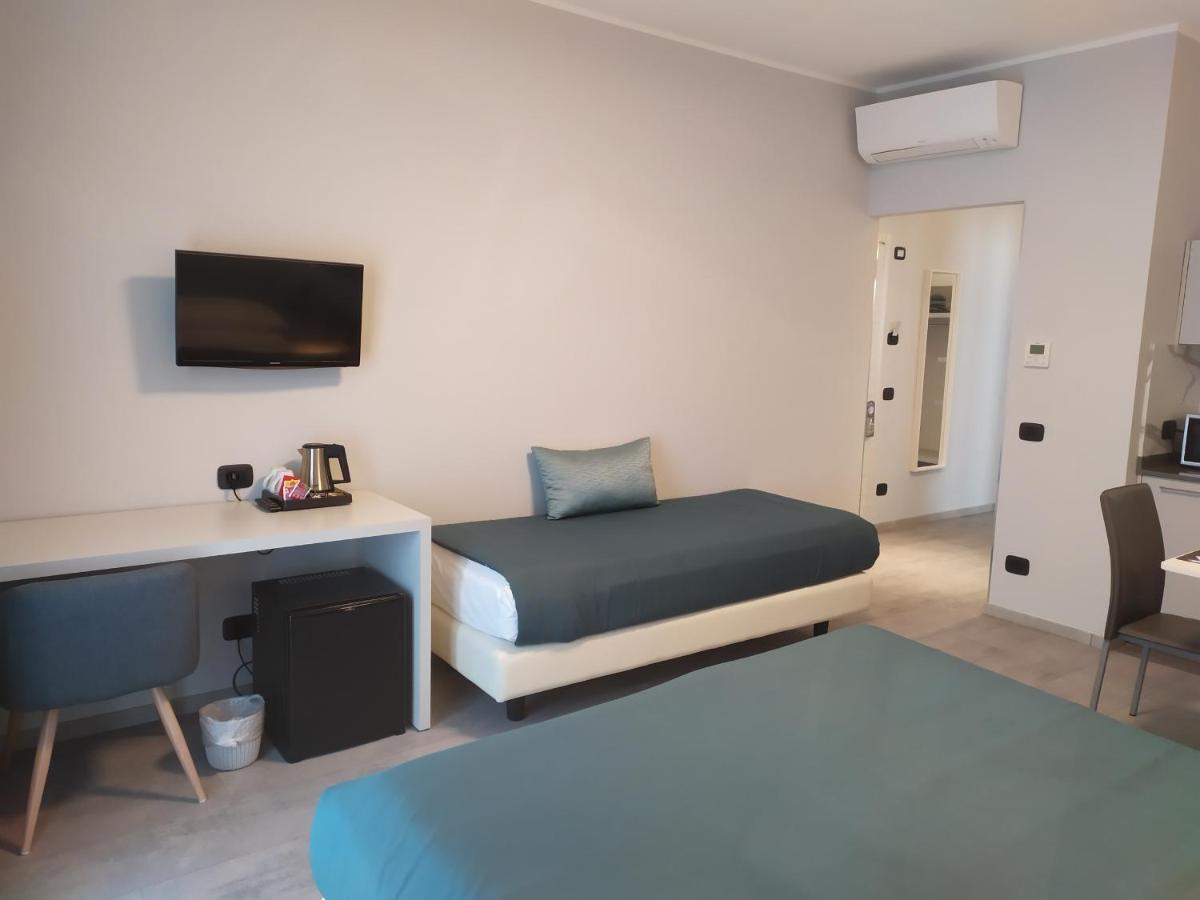 Garda Diamant Bed & Breakfast Desenzano del Garda Ngoại thất bức ảnh