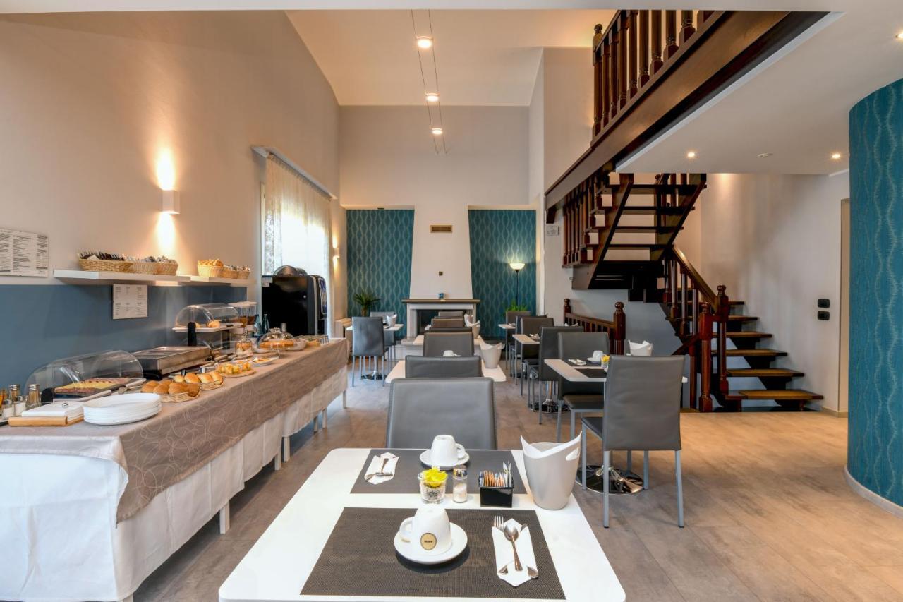 Garda Diamant Bed & Breakfast Desenzano del Garda Ngoại thất bức ảnh