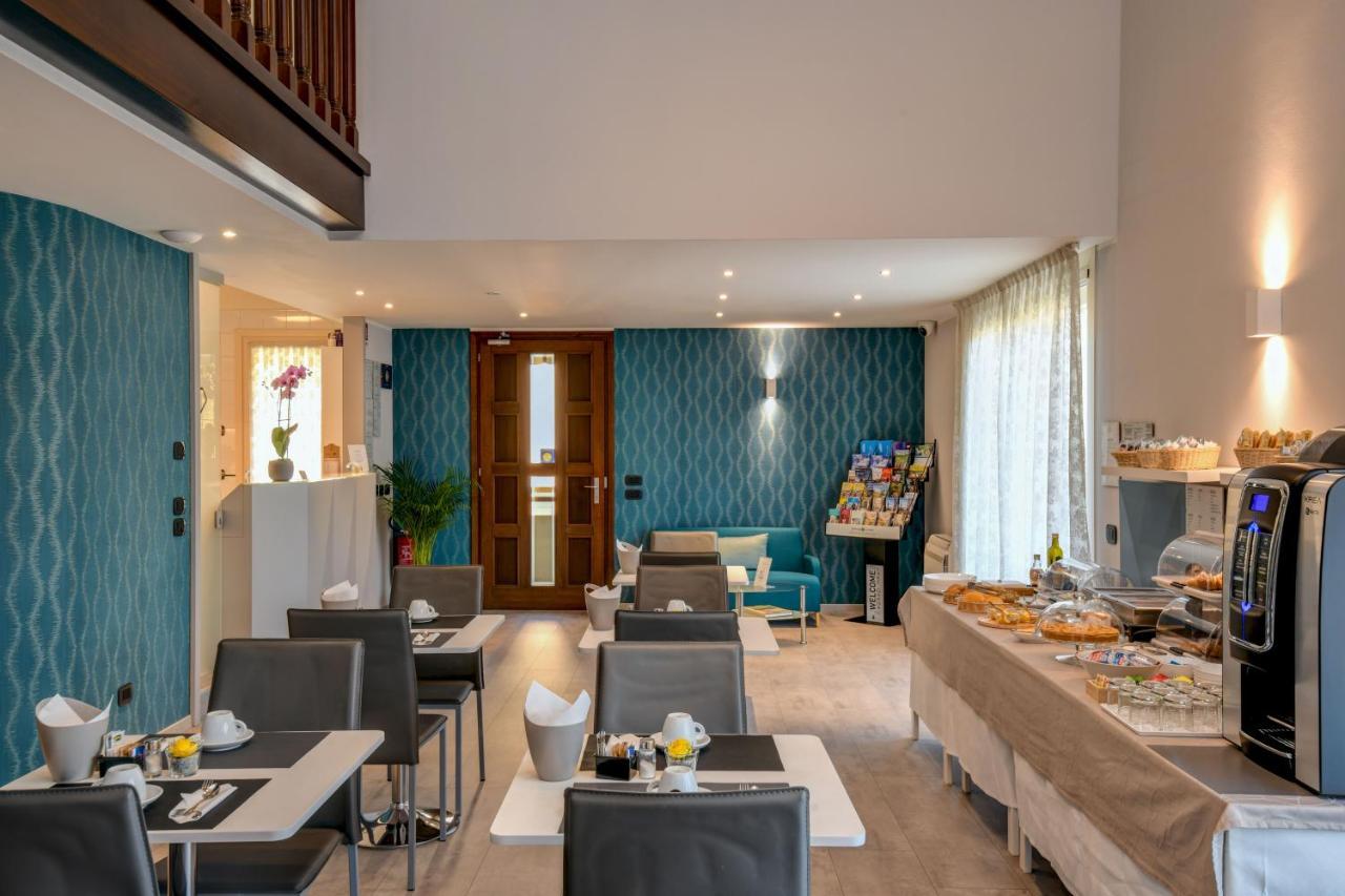 Garda Diamant Bed & Breakfast Desenzano del Garda Ngoại thất bức ảnh