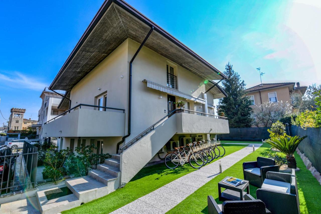 Garda Diamant Bed & Breakfast Desenzano del Garda Ngoại thất bức ảnh